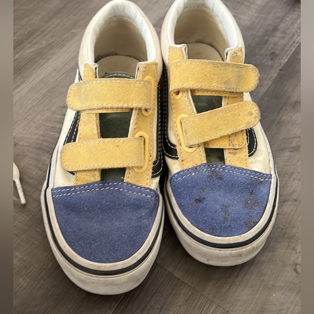 Boys vans size 1